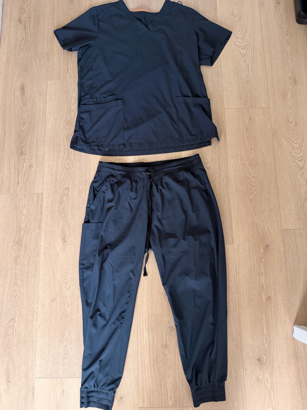 Women’s Black Drawstring Jogger Scrub Set - ScrubJoy